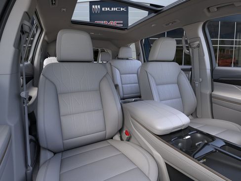 Used 2026 Buick Enclave Avenir w/ Super Cruise Package AWD/4WD image 16