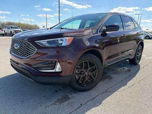 Used 2023 Ford Edge SEL w/ Convenience Package AWD/4WD image 3