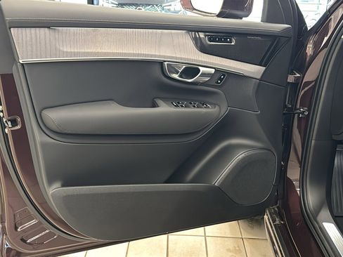 New 2026 Volvo XC90 T8 Ultra w/ Protection Package AWD/4WD image 21