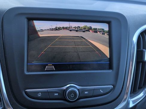 Used 2020 Chevrolet Equinox LT FWD image 23