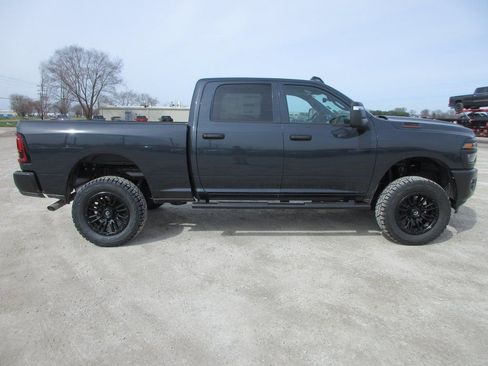 New 2026 RAM 2500 Tradesman AWD/4WD image 3