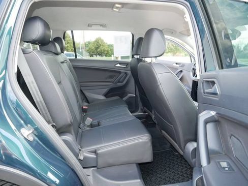 Used 2019 Volkswagen Tiguan SE AWD/4WD image 19