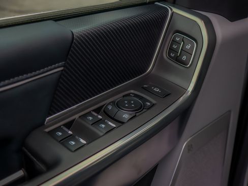 Certified 2024 Ford F350 Limited w/ FX4 Off-Road Package image 17