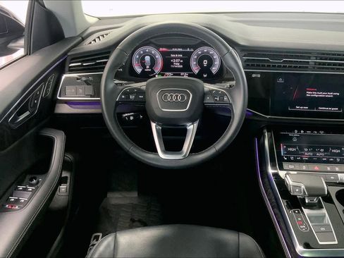 Used 2023 Audi Q8 Premium Plus image 13