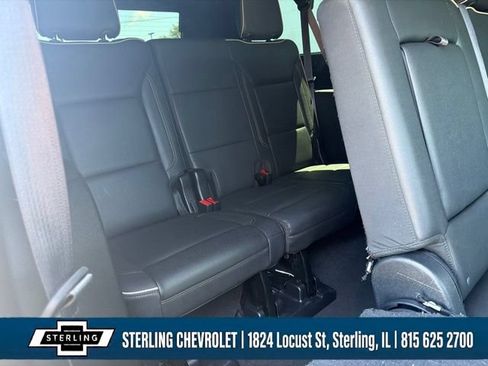Used 2023 GMC Yukon XL SLT w/ SLT Premium Package AWD/4WD image 23