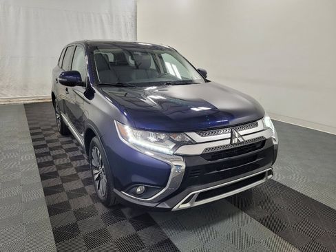 Used 2020 Mitsubishi Outlander SE image 13
