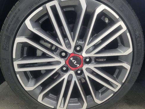 Used 2024 Kia Forte GT FWD image 31