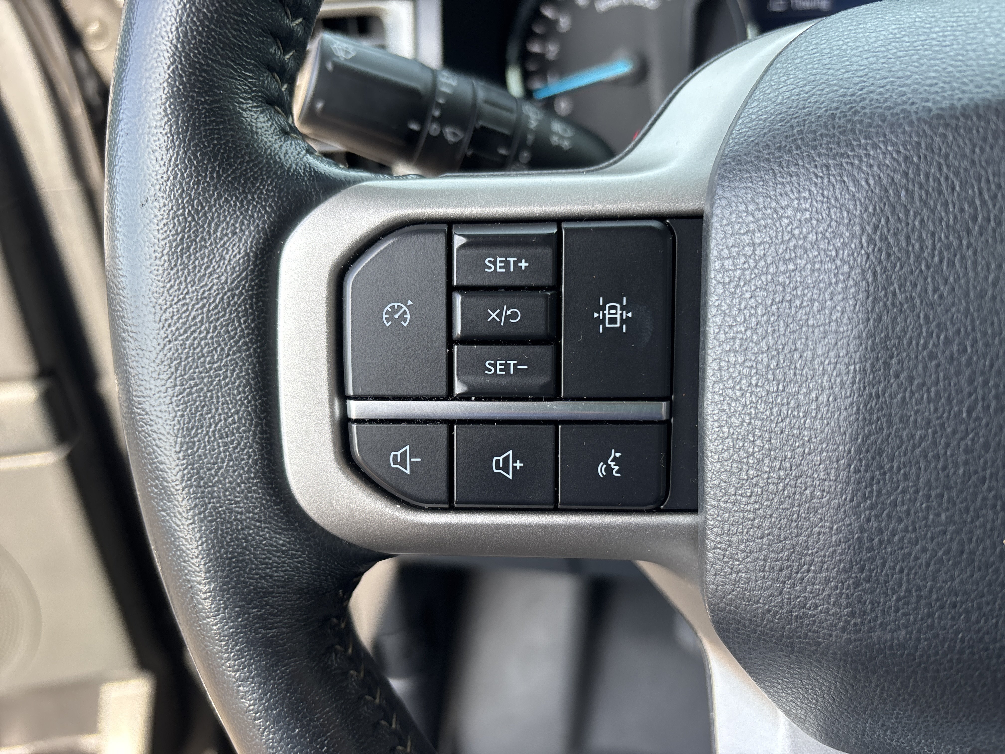 Used 2022 Ford Expedition XLT AWD/4WD image 11