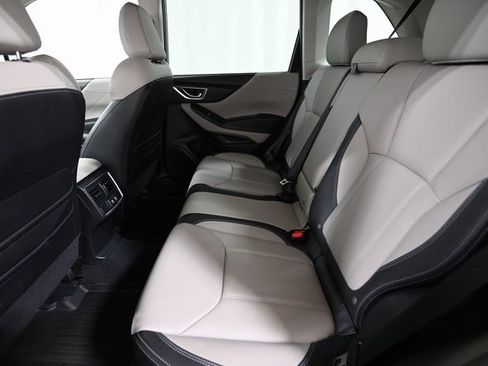 Used 2022 Subaru Forester Limited w/ Popular Package #3 image 9