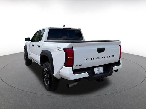 Used 2025 Toyota Tacoma TRD Off-Road image 11