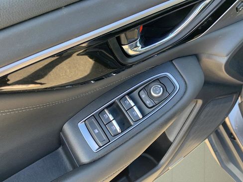 Used 2024 Subaru Outback Limited image 17