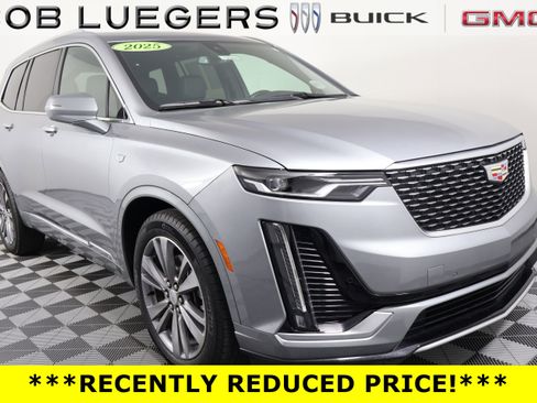 Certified 2025 Cadillac XT6 Premium Luxury FWD image 1
