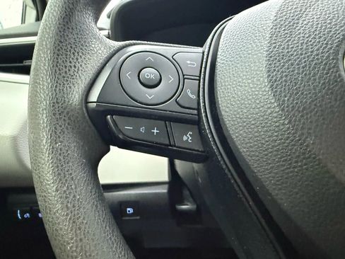 Used 2020 Toyota Corolla LE image 28