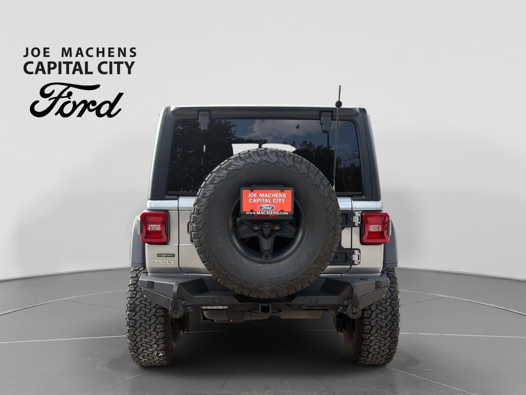 Used 2021 Jeep Wrangler Unlimited Rubicon AWD/4WD image 6