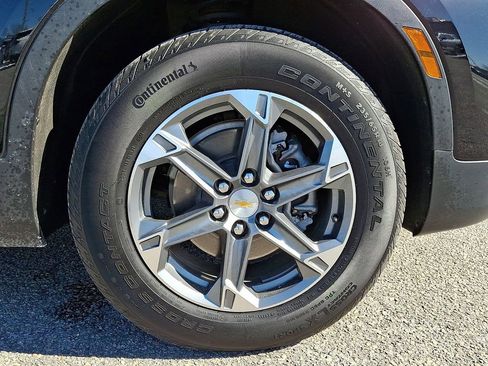 Certified 2025 Chevrolet Blazer LT image 9