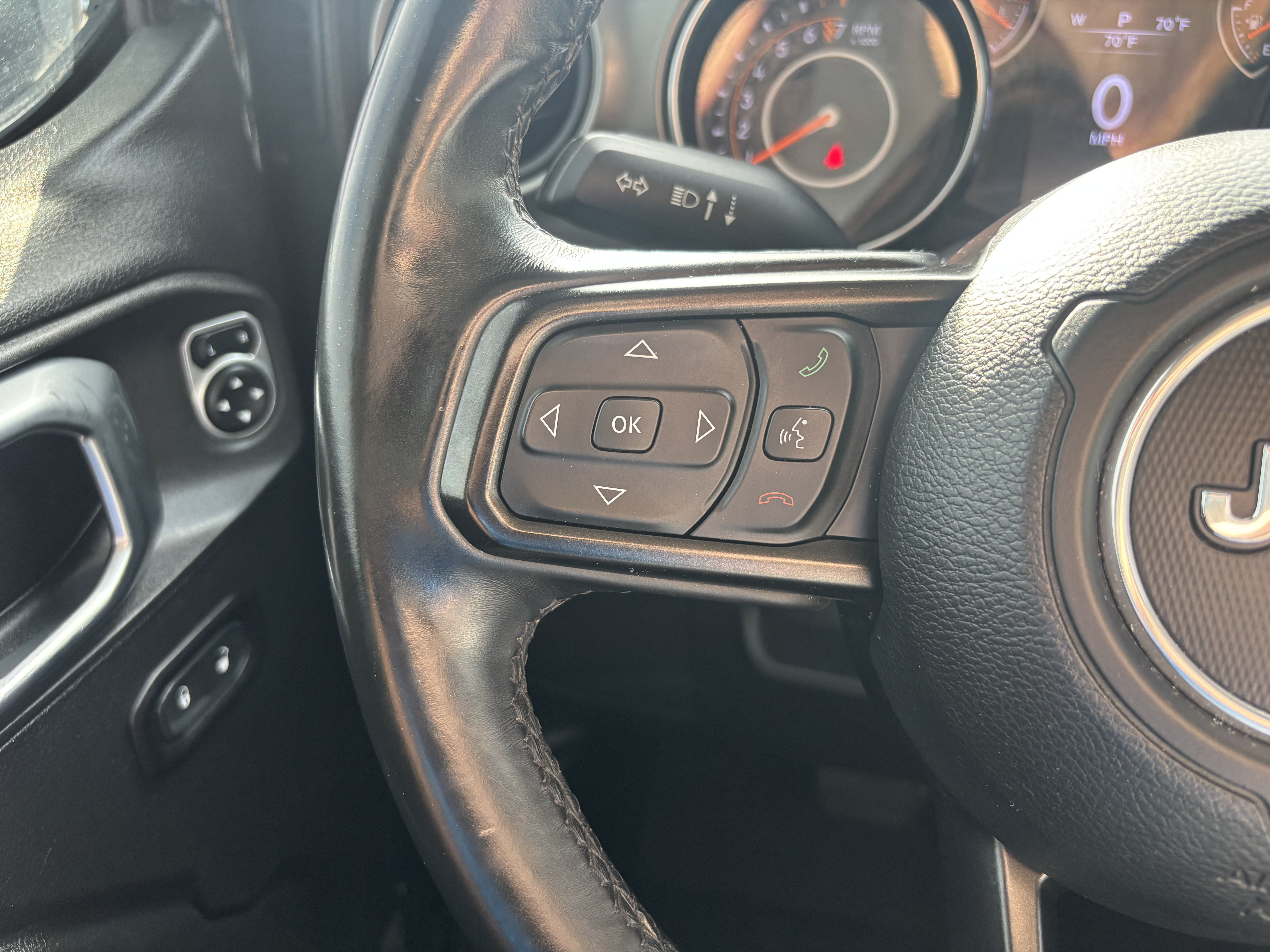 Used 2018 Jeep Wrangler Unlimited Sport S AWD/4WD image 19
