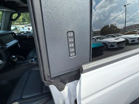 New 2026 Ford Bronco Badlands AWD/4WD image 14
