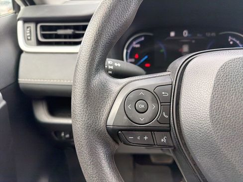 Used 2024 Toyota RAV4 LE image 13