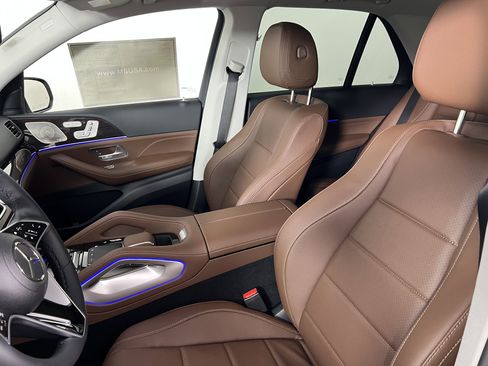 New 2026 Mercedes-Benz GLE 450e 4MATIC image 4