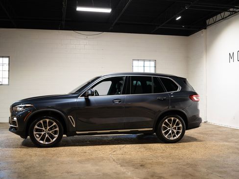 Used 2022 BMW X5 xDrive40i w/ Premium Package image 4