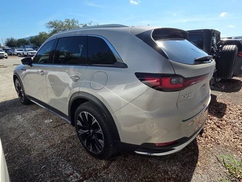 Used 2024 MAZDA CX-90 Plug-In Hybrid w/ Premium Plus AWD/4WD image 5