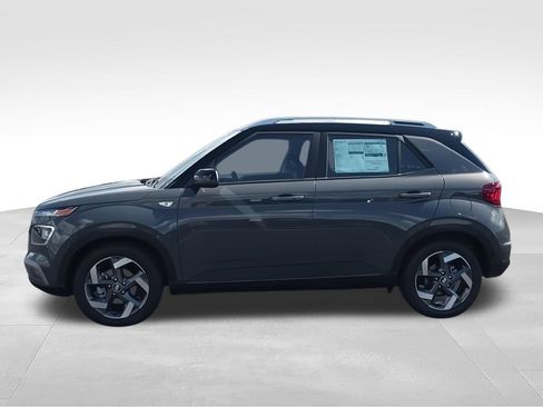 New 2026 Hyundai Venue SEL FWD image 5