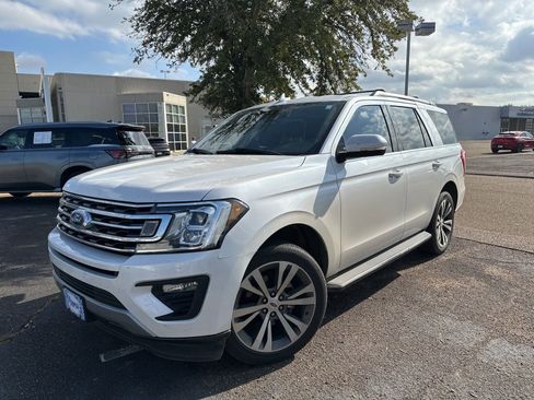 Used 2019 Ford Expedition XLT w/ Equipment Group 202A RWD image 1