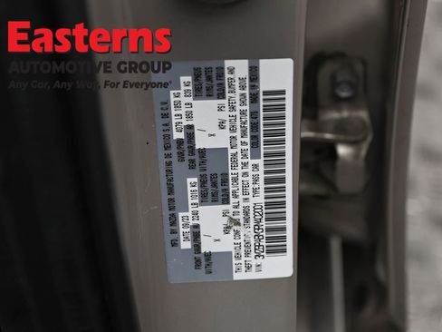 Used 2024 MAZDA MAZDA3 s FWD image 35