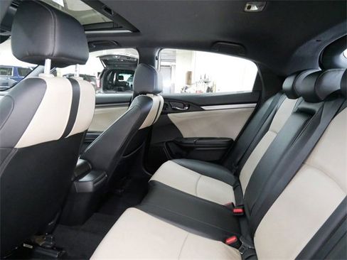 Used 2017 Honda Civic EX-L image 9