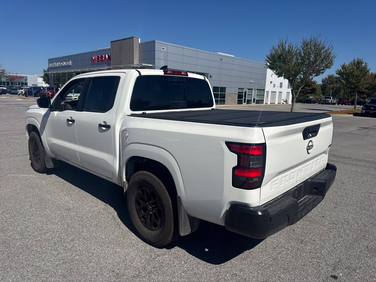 Used 2025 Nissan Frontier S AWD/4WD image 7