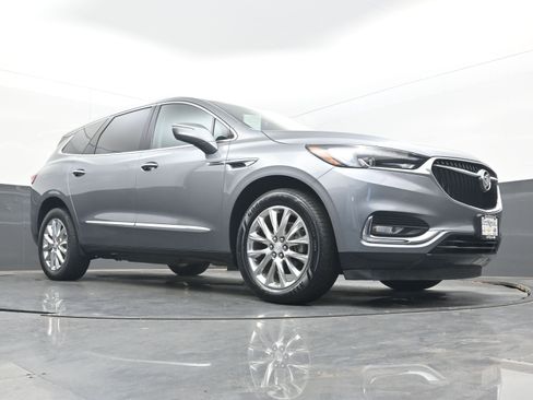 Used 2018 Buick Enclave Premium w/ Experience Buick Package image 20