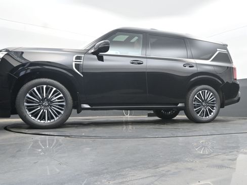 New 2025 Nissan Armada Platinum Reserve image 27