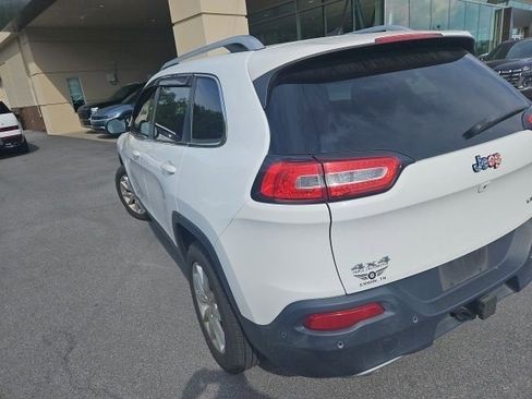Used 2014 Jeep Cherokee Limited w/ Technology Group AWD/4WD image 4