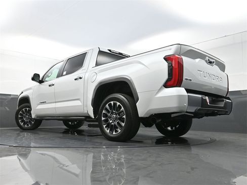 Used 2024 Toyota Tundra Limited image 31