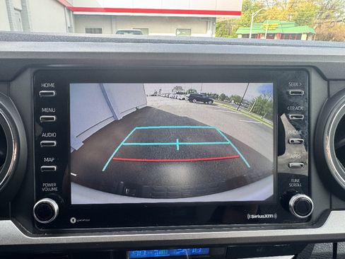 Used 2023 Toyota Tacoma SR5 w/ Technology Package AWD/4WD image 16