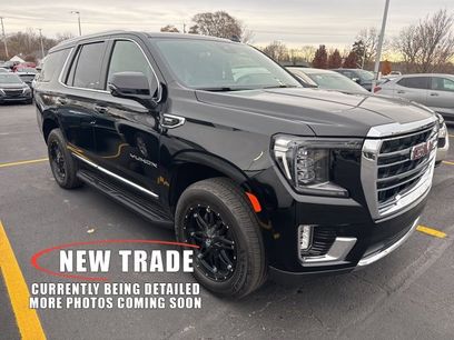 Used 2024 GMC Yukon SLT w/ SLT Luxury Package