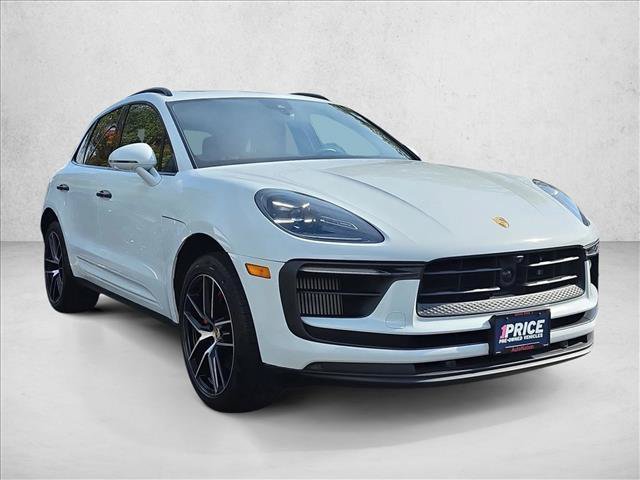 Used 2024 Porsche Macan S AWD/4WD image 3