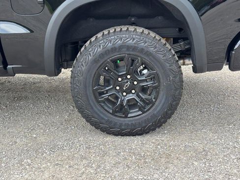 New 2026 Chevrolet Silverado 1500 ZR2 AWD/4WD image 4