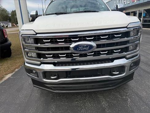 Used 2023 Ford F350 Lariat w/ Chrome Package AWD/4WD image 7
