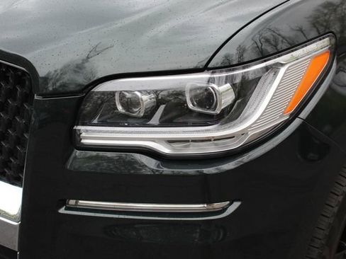 Certified 2024 Lincoln Navigator L Black Label AWD/4WD image 11