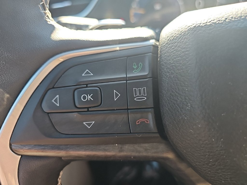 Certified 2025 Jeep Grand Cherokee Limited AWD/4WD image 33