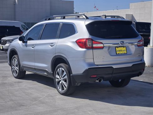 Used 2022 Subaru Ascent Limited w/ Technology Package image 7