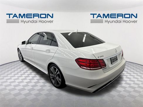 Used 2016 Mercedes-Benz E 350 Sedan image 3