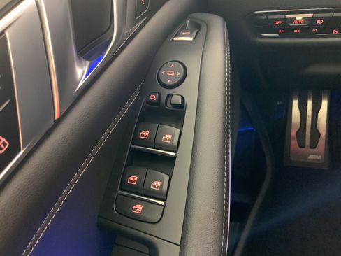 Used 2023 BMW X5 xDrive40i w/ M Sport Package image 16