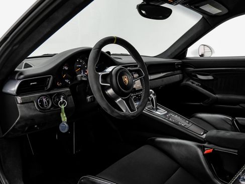 Used 2016 Porsche 911 GT3 RS RWD image 45