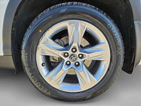 Used 2016 Toyota Highlander Limited Platinum image 24