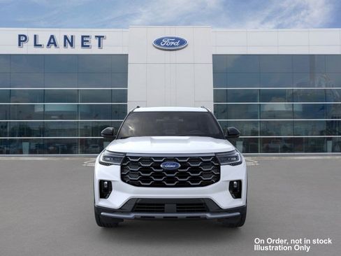 New 2026 Ford Explorer Platinum image 7