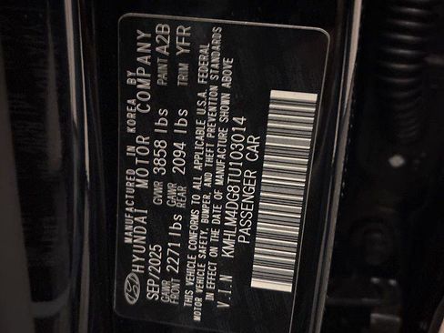 New 2026 Hyundai Elantra Sport FWD image 12