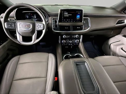 Certified 2024 GMC Yukon SLT w/ SLT Luxury Package RWD image 7