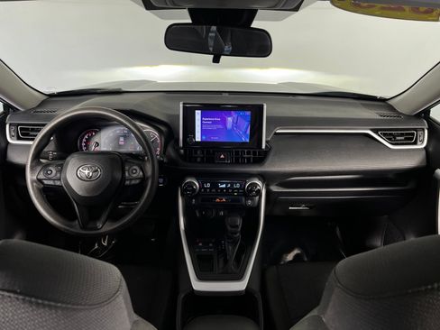Certified 2025 Toyota RAV4 XLE FWD image 23